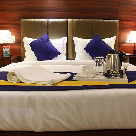 Oyo 662 Hotel Comfotel Calcutta  Esterno foto