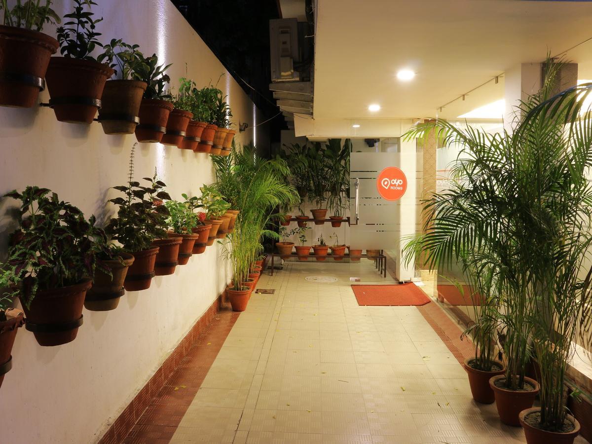 Oyo 662 Hotel Comfotel Calcutta  Esterno foto